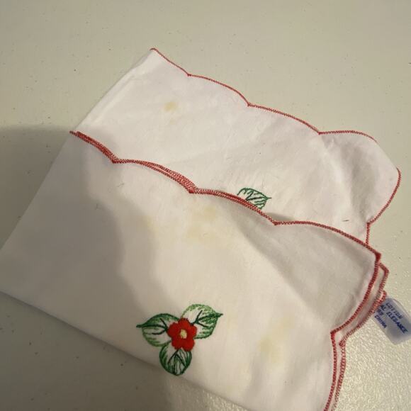 VTG Placemats Holiday Christmas Napkins Cotton Appliqué Flower Embroidery 8pcs - Picture 7 of 10